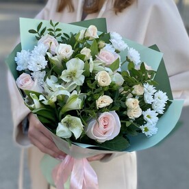 Роза, Писташ, Альстромерия, Хризантема кустовая, Роза кустовая, Пленка матовая