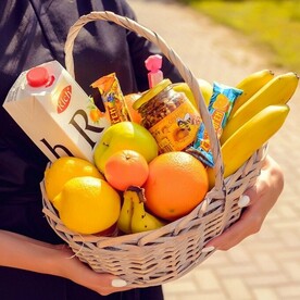 Банан, Апельсин, Яблоко, Аскорбинка гр, Гематоген до гр, Лимон, Мандарин, Сок л, Мед гр, Корзина, Пленка
