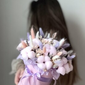 Вечные сухоцветы в коробке, розовый букет 64