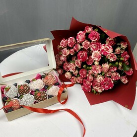 Роза кустовая, Клубника, Молочный шоколад, Кондитерские посыпки, Пленка матовая