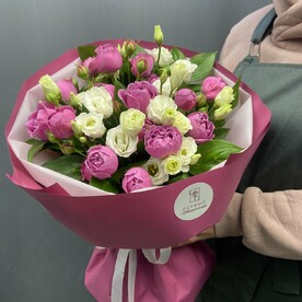 Рускус, Роза пионовидная кустовая Мисти Баблс, Лизиантус Эустома, Пленка матовая