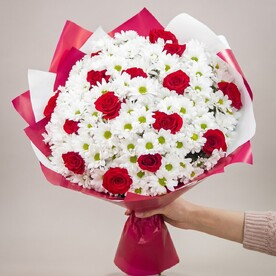 Сборный букет из 22 хризантем и 15 роз | арт: 19