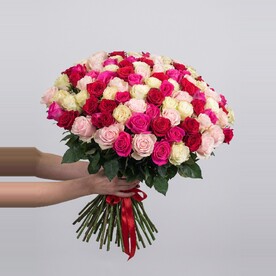 Букет живых цветов из 101 розы микс, Эквадор, 50 см | арт: F5C-0056