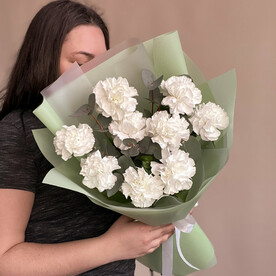 Гвоздика белая, Зелень, Эвкалипт, Упаковка
