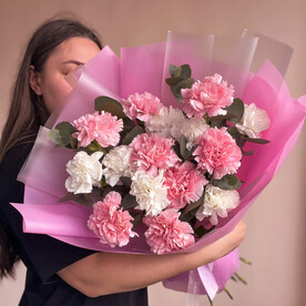 Гвоздика розовая, Гвоздика белая, Зелень, Эвкалипт, Упаковка