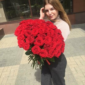 Роза ред наоми