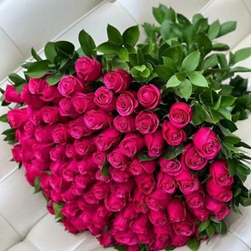 Роза Эквадор, Рускус