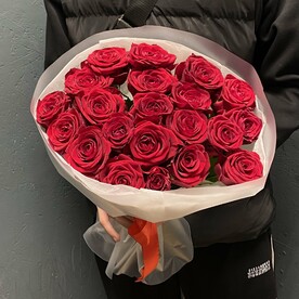 21 Роза на 8 марта