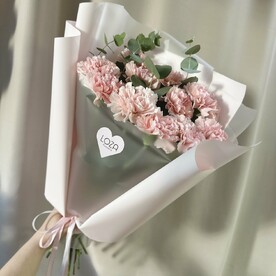 Букет стойких цветов