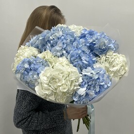Букет гортензий