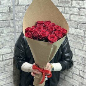Роза ред Наоми 19шт