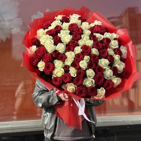 Букет из 101 роз высота 80см