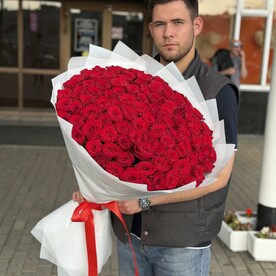 101 Роза высота 80см