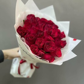 Букет из красных роз