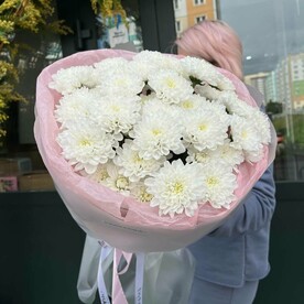 Букет-зефирка из белых хризантем