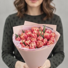 Букет из пионовидных тюльпанов, 21 шт