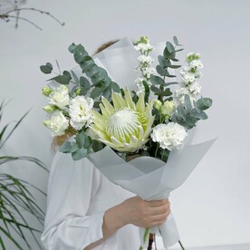 Маттиола, Лизиантус Эустома, Протея, Эвкалипт, Авторская упаковка