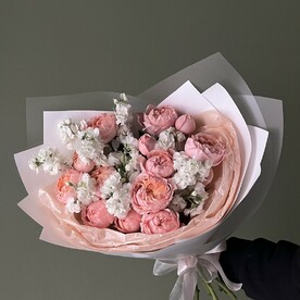 Роза кустовая, Маттиола белая, Авторская упаковка