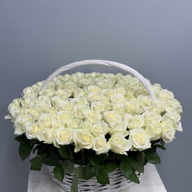 Корзина с цветами