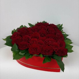 Коробка с розами