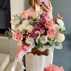 Корзиночка с нежными цветами 😍