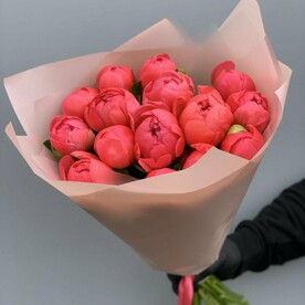 15 пионов