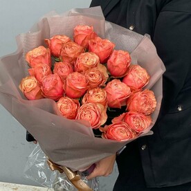 21 пионовидная Роза чайного цвета