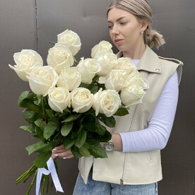 Роза Белая Эквадор 15 шт