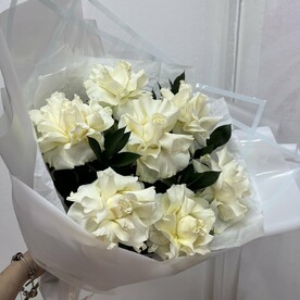 Моно букет Французских роз «Нежный Поцелуй»