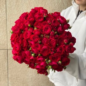 15 кустовых роз ред баблз