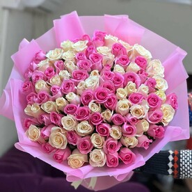 101 белая и розовая роза
