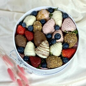 Клубника, Клубника в шоколаде, Голубика, Коробка