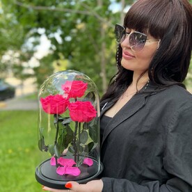 Роза стабилизированная, Стеклянная колба, Подарочная коробка с вау эффектом раскрывающаяся на стороны черная
