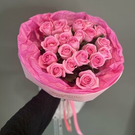 Моно букет из классической розы