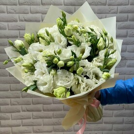 Букет из 19 эустом