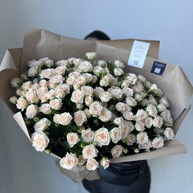 Букет из кустовых роз Антонина