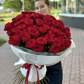 55 роз