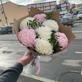 Букет из 7 хризантемы
