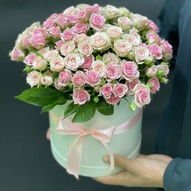 Роза кустовая шт, Коробка шт, Флористическая губка шт, шт