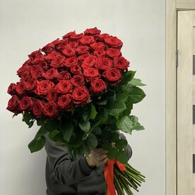 51 роза (80см)