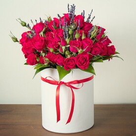 Коробка с розами