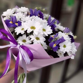 Ирис, Хризантема кустовая, Дизайнерская упаковка, Открытка