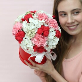 Диантус, Хлопок, Лагурус, Озотамнус, Гортензия Гидрангия, Шляпная коробка, Оазис
