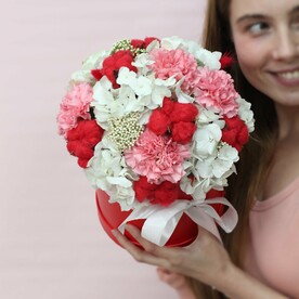 Хлопок, Диантус, Гортензия, Озотамнус, Шляпная коробка, Оазис