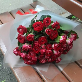 Букет кустовых роз Желание