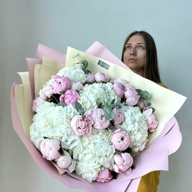 Пион, Эвкалипт, Гортензия, Дизайнерская упаковка