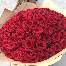 101 роза для неё