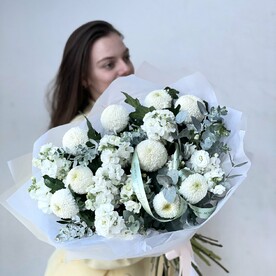 Хризантема, Маттиола, Эвкалипт, Авторская упаковка