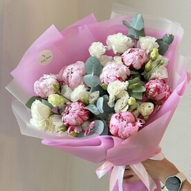 Её любимый букет с пионами