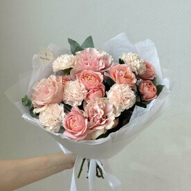 Букет с пионовидными розами